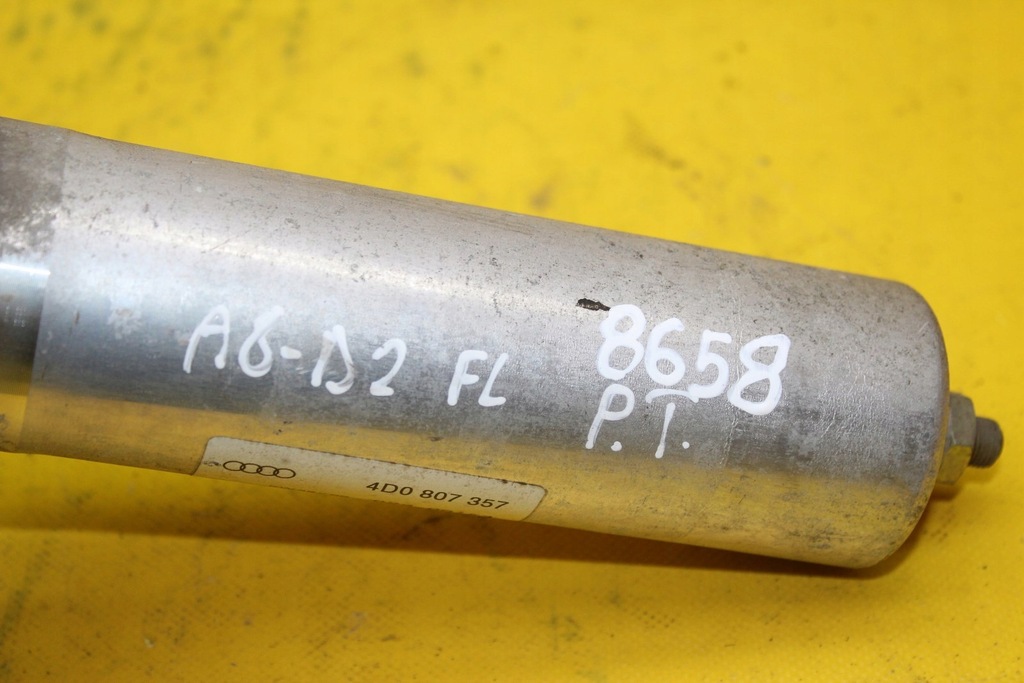 фото №9, Отбойник зона деформации 4.2b a8 d2 fl 4d0807357