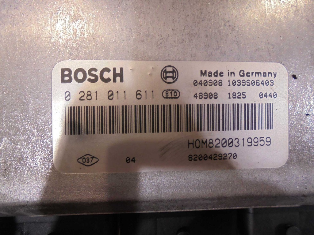 фото №4, Блок управления бортовой компьютер mitsubishi spacestar 0281011611