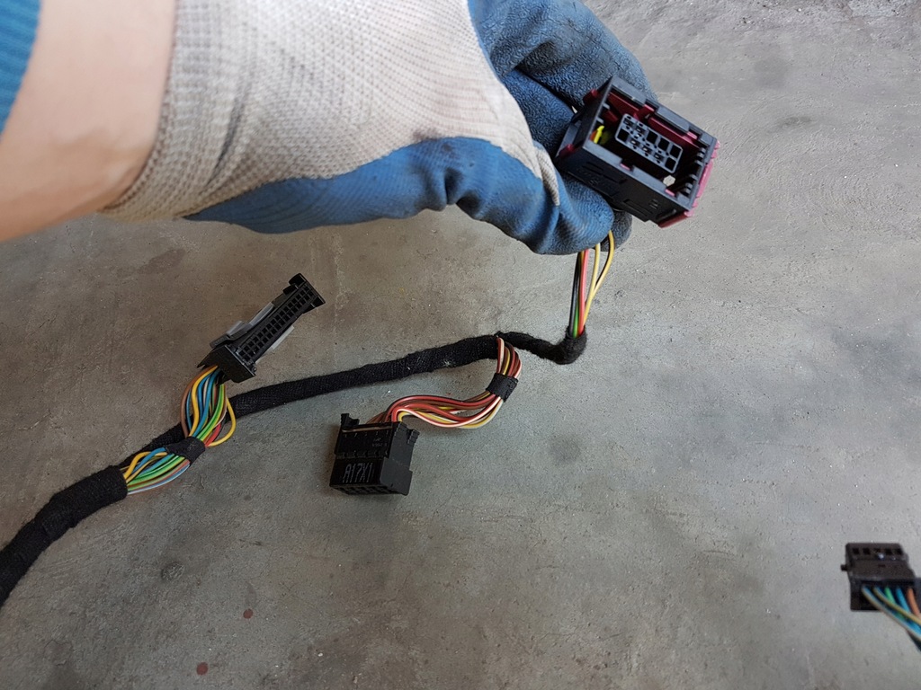 фото №7, Actros mp4 arocs електропроводка джгут електрична оббивка двері правих