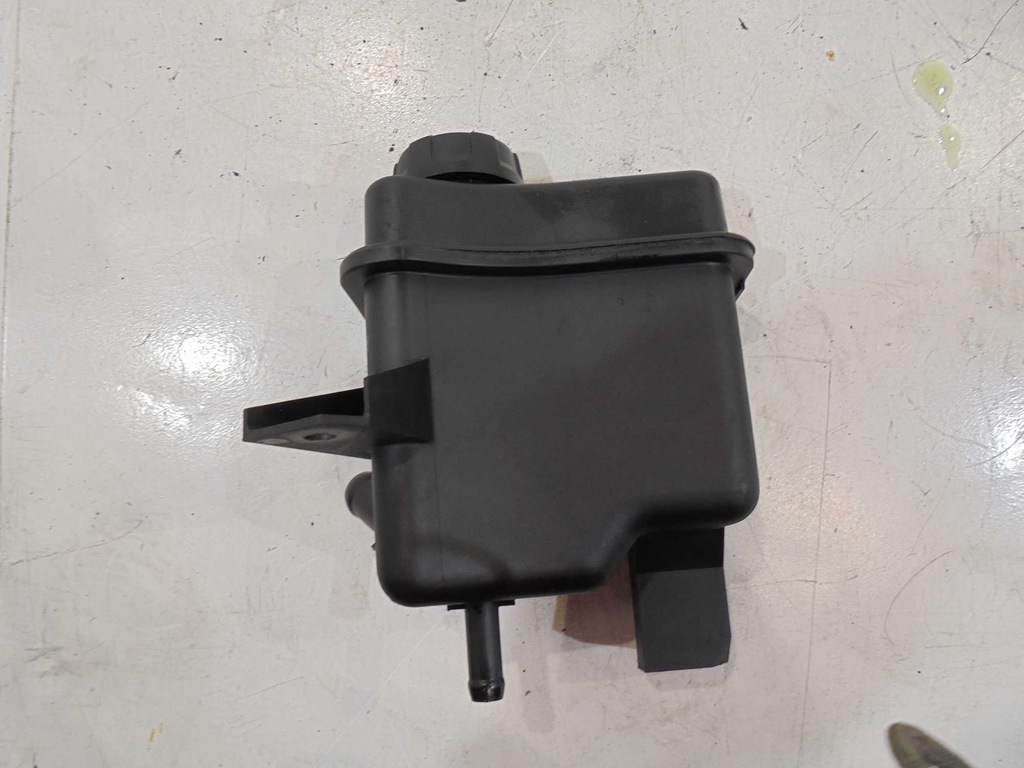 фото №2, Бак рідина підсилювача mitsubishi spacestar