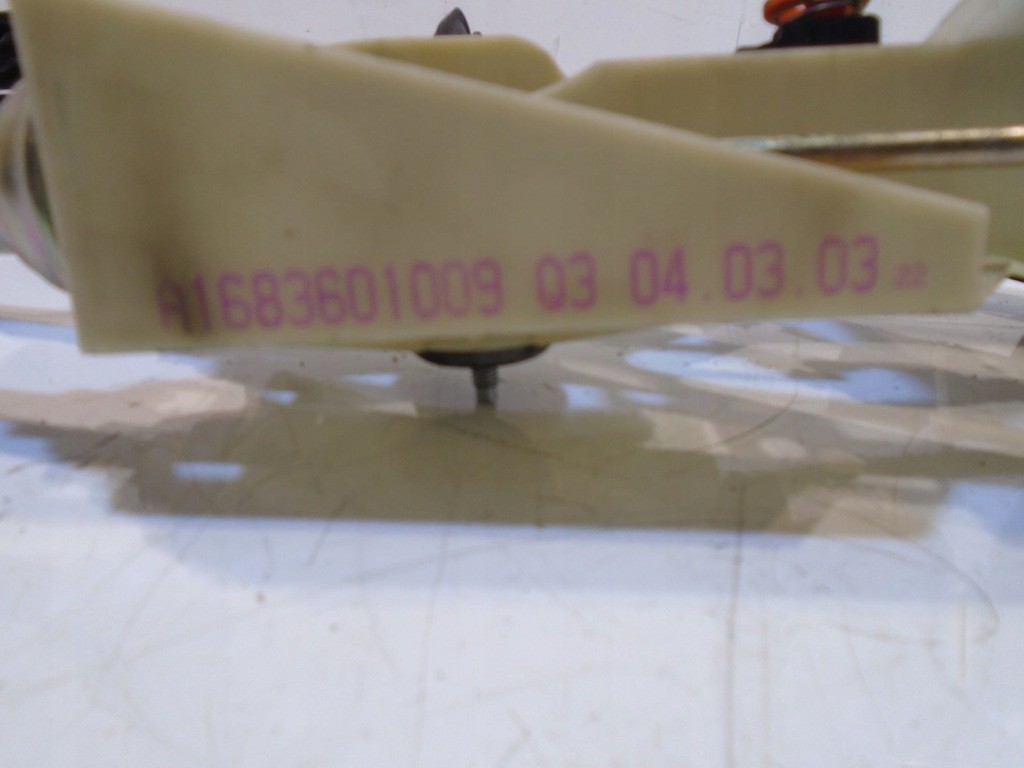 фото №4, Mercedes w168 домкрат выборщик тросы a1683601009