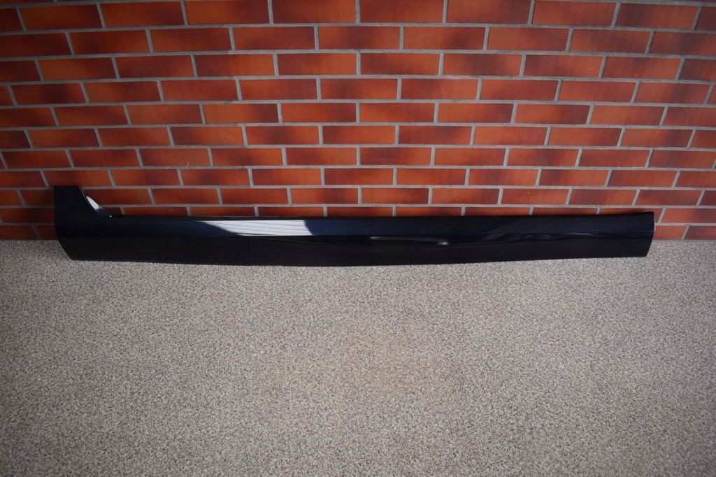 фото №1, Volvo v90 правая молдинг порог 467 magic blue